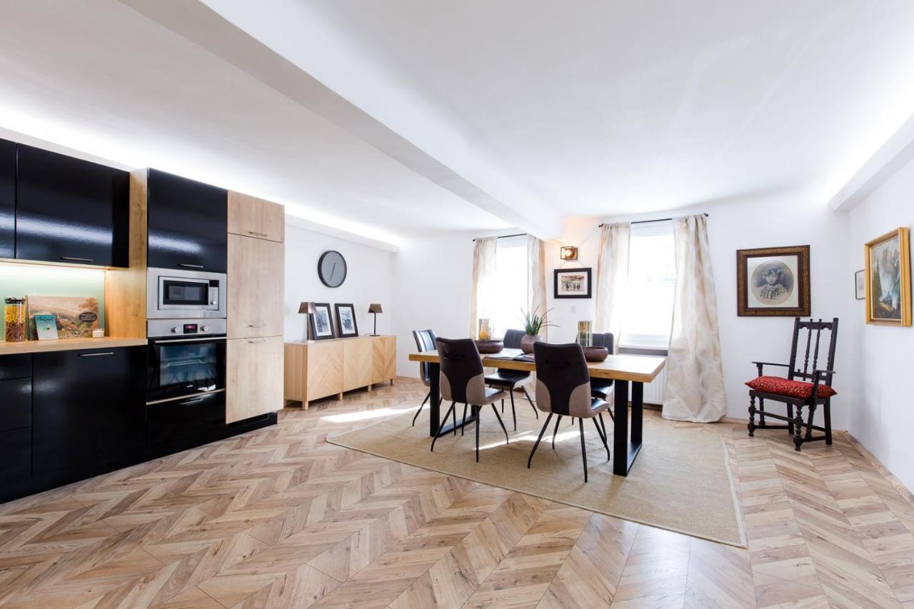 Altstadt Luxury Design Apartment ซาลซ์บูร์ก ภายนอก รูปภาพ