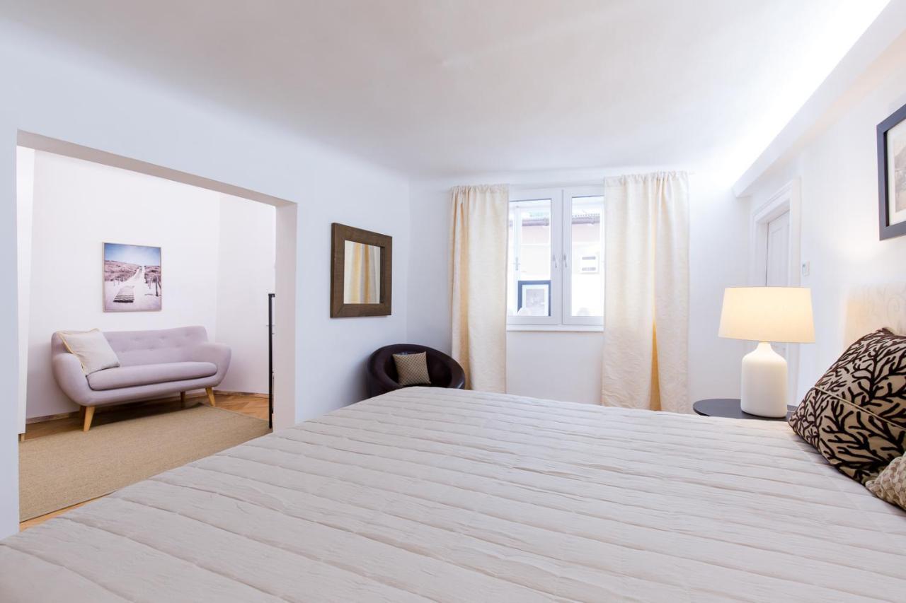 Altstadt Luxury Design Apartment ซาลซ์บูร์ก ภายนอก รูปภาพ